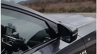 Sodomisee En Public Dans Le Coffre De La Voiture