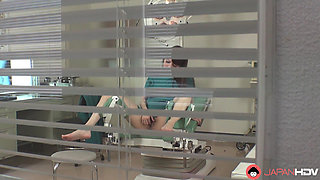 Japanese brunette nurse Rei Mizuna rubs her trimmed pussy in the hospital uncensored.