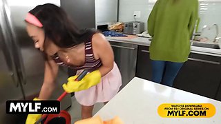 Without mercy sonnie pounds every girl in the stepfamily whenever he likes to - mylf classics