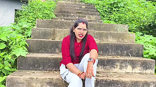 Indian Desi Girl Kissing Scenes and Boobs Press by Her Boyfriend in Forest