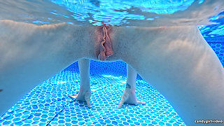 Arielle Lane - Naked Swim Iii