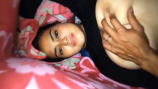 Indian Virgin Girl First Time Sex