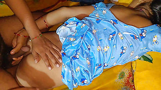 First time Indian bhabhi ki bahan ko choda