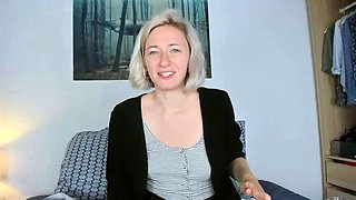 Amateur blonde big tit milf fucks black guy