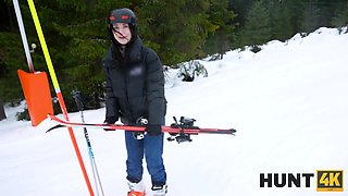 Slim Brunette Cutie Emma Evans Cucks Her BF, Pleasing a Generous Stranger With BJ & Sex On X-mas Eve