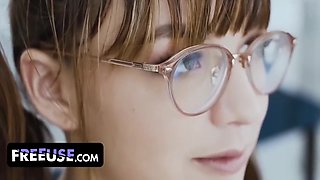 Hailey Rose, Max Fills And Honey Hayes - Hookup: Three Sex Addicts Decide To Fuck The Therapist Instead Of Breaking Their Addicti