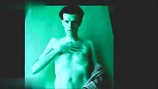 British Freddie Sunfields in Shameless Piggy