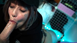 Czech amateur blowjob and fucking POV in public