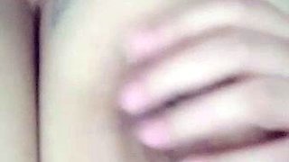 Amateur Close Up Squirting Masturbation