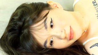 Korean wife on couch Amateur Asian Japanese Korean Webcams