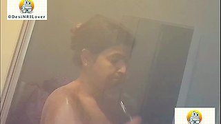 DESI NRI INDIAN BHABHI FULL SHOWER HOTEL HIDDENCAM VIDEO