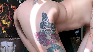 amateur fionacam flashing ass on live webcam