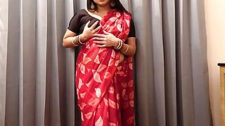 Big Ass Indian Aunty Sex with Desi Saree