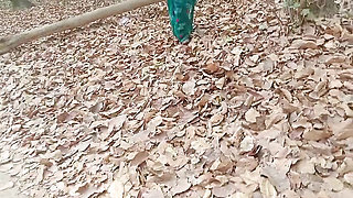 desi bhabhi urineing in the jungle