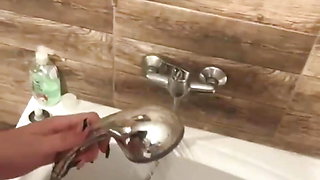 Milfycalla I Masturbated in Bath Tub with Peed Down Jacekts 180