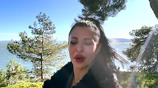 Ania plays the seductress with Vince - Jacquie et Michel TV