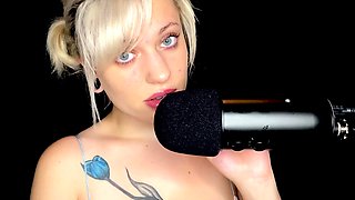 Blonde tight pussy babe solo toy fun in glamour masturbation