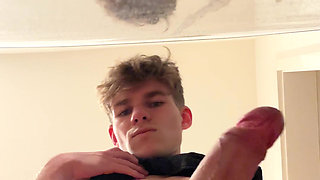 Fit twink MASSIVE CUMSHOT + SHOWER