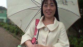 Fucking sweet asian mom at bed