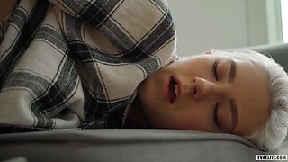 Eva Elfie's Wild Orgasmic Passion Ignites Tight Heat
