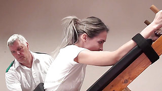 Sissi Ass Whipping 0710