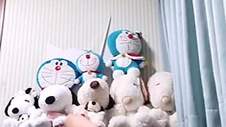 Feeling Sensitive Alone at Home Can't Stop