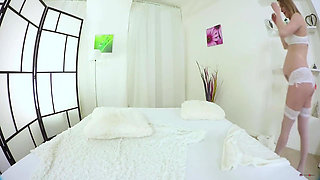 Pregnant teen masturbating