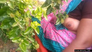 Village Bhabi Show Her Boobs and Pussy to Her Boyfriend
