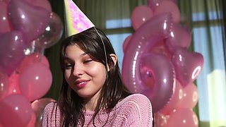 Exotic livestream to celebrate my birthday