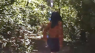 Outdoor pissing chicks - DVD