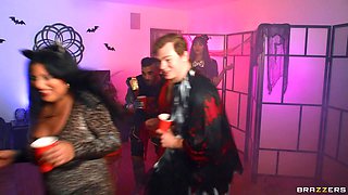 Grandpervs 2 With Rita Daniels, Jackie Hoff, Chong Dong - Brazzers