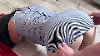 Stepmom knitted socks and got a dick in her ass