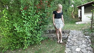 Candie Luciani wants to smell anal! - Jacquie et Michel TV