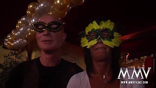 Horny swingers party - MMVfilms