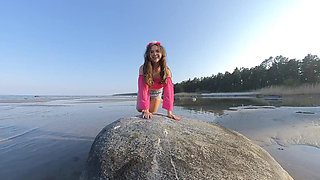 Gabby Bella Masturbates with 4 Fingers on the Beach