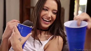 Jenna Sativa joins to lesbian teens - Gia Paige, Kasey Warner, Jojo Kiss