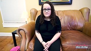 Kinky Nerdy Brunette Harper B Gives A Bj And Gets Jizzed!