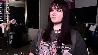 Sexy hottie Anetta Keys enjoys a solo toy masturbation
