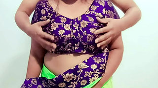 Desi Big Boobs Step Sister Kissing Licking Riding Creampie with Her Step Brother