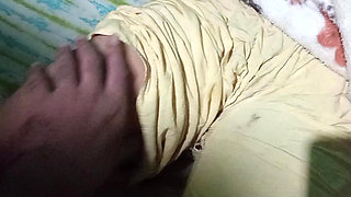 Stepsister show her cute pussy when I want to see