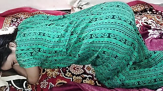 Bhabhi ka big boobs daba daba kar chod diya