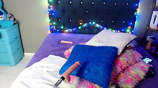 Romanian amateur webcam teen masturbate