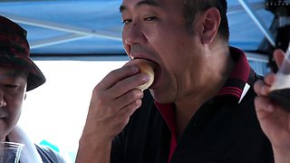 Asian japanese in anal threesome