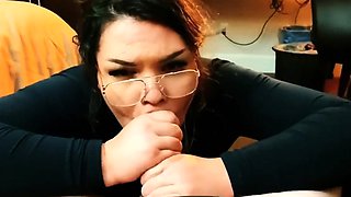BBW Babe Sucks and Fucks in Hotel After Party