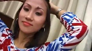 2 Pinays on BBC