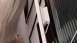 My Girlfriend Cannot Resist Giving Intense Pleasure in the Bathtub