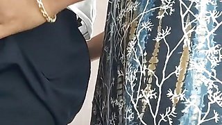 Famous tamil aunty first time deep blowjob delivery boy black cock