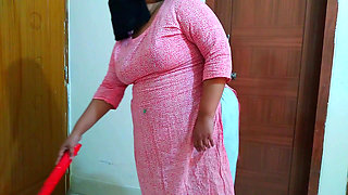 Arab Maid Fucked by Boss When She Cleaning Room!