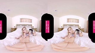 Charlotte Stokely, Virtual Reality And Lina Paige In Blonde Babe Needs De-stress Sex