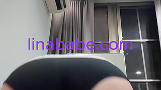 Horny Thai Babe Shakes Her Ass Curves During College